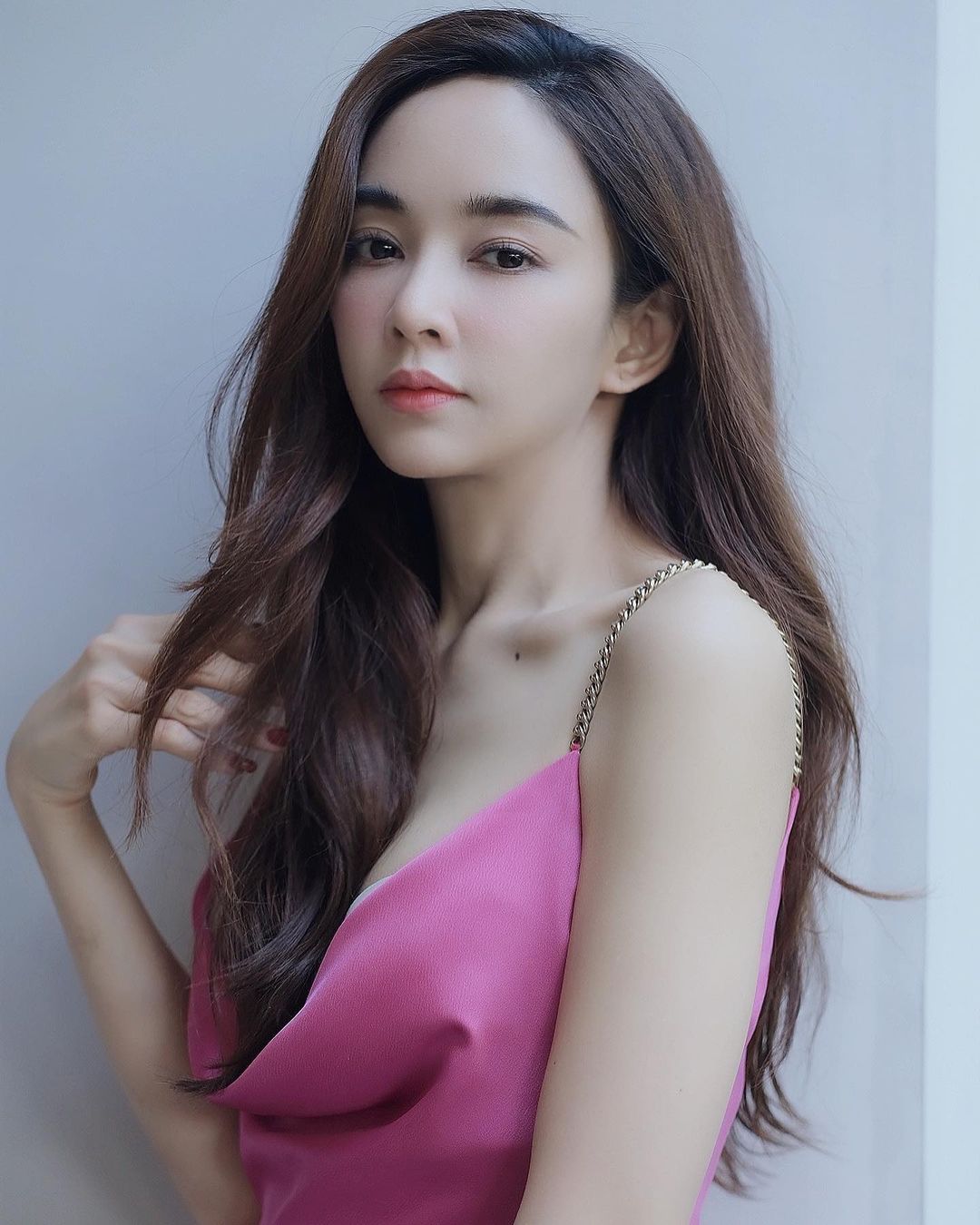 เป้ย ปานวาด กักตัว หลังทานข้าวกับยูทูปเบอร์ติดเชื้อโควิด-19  