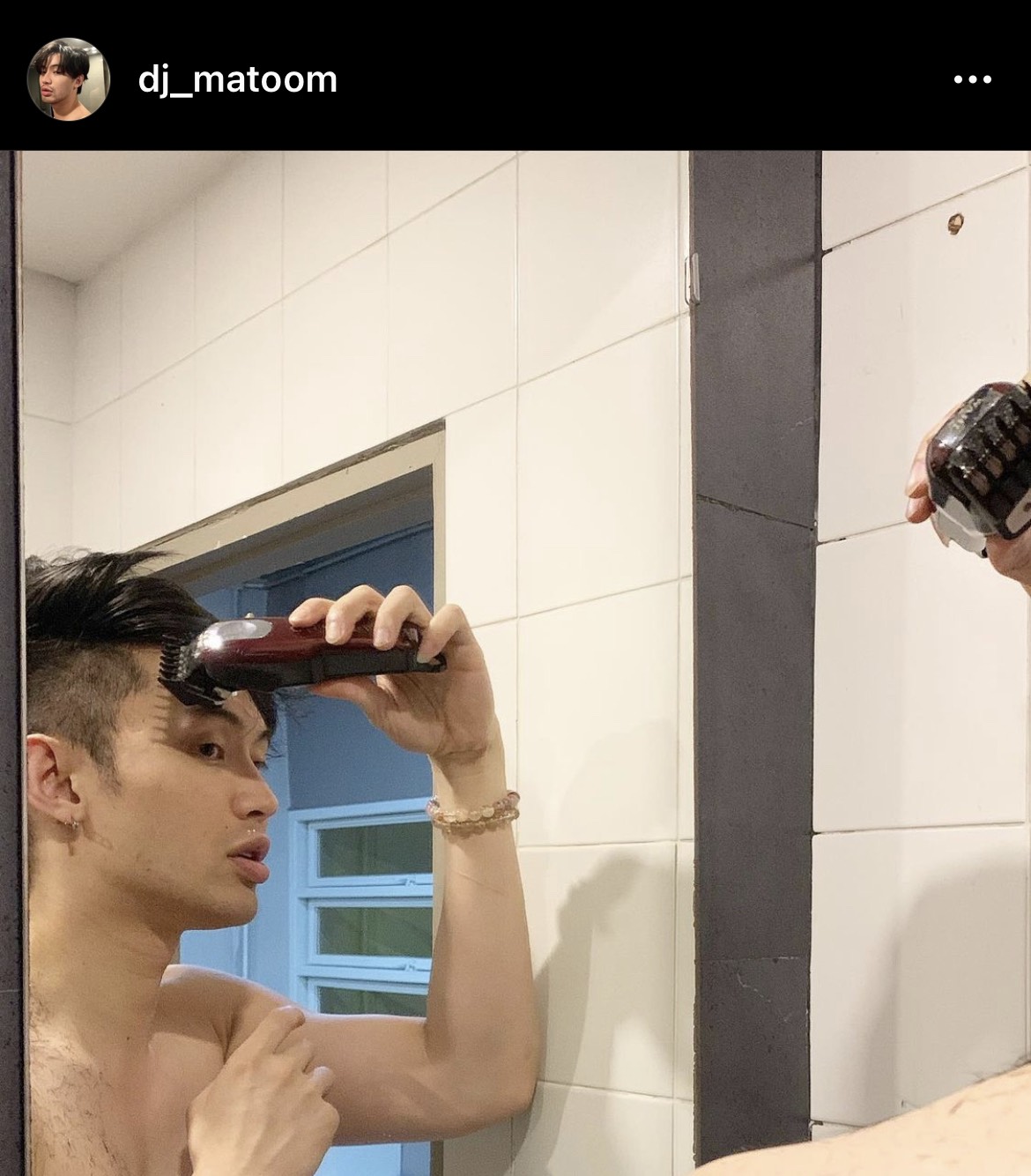 ดีเจมะตูม โดนทักแรง! หลังร่อนปัตตาเลี่ยนไถผมตัวเอง ดีเจมะตูม โดนทักแรง! หลังร่อนปัตตาเลี่ยนไถผมตัวเอง