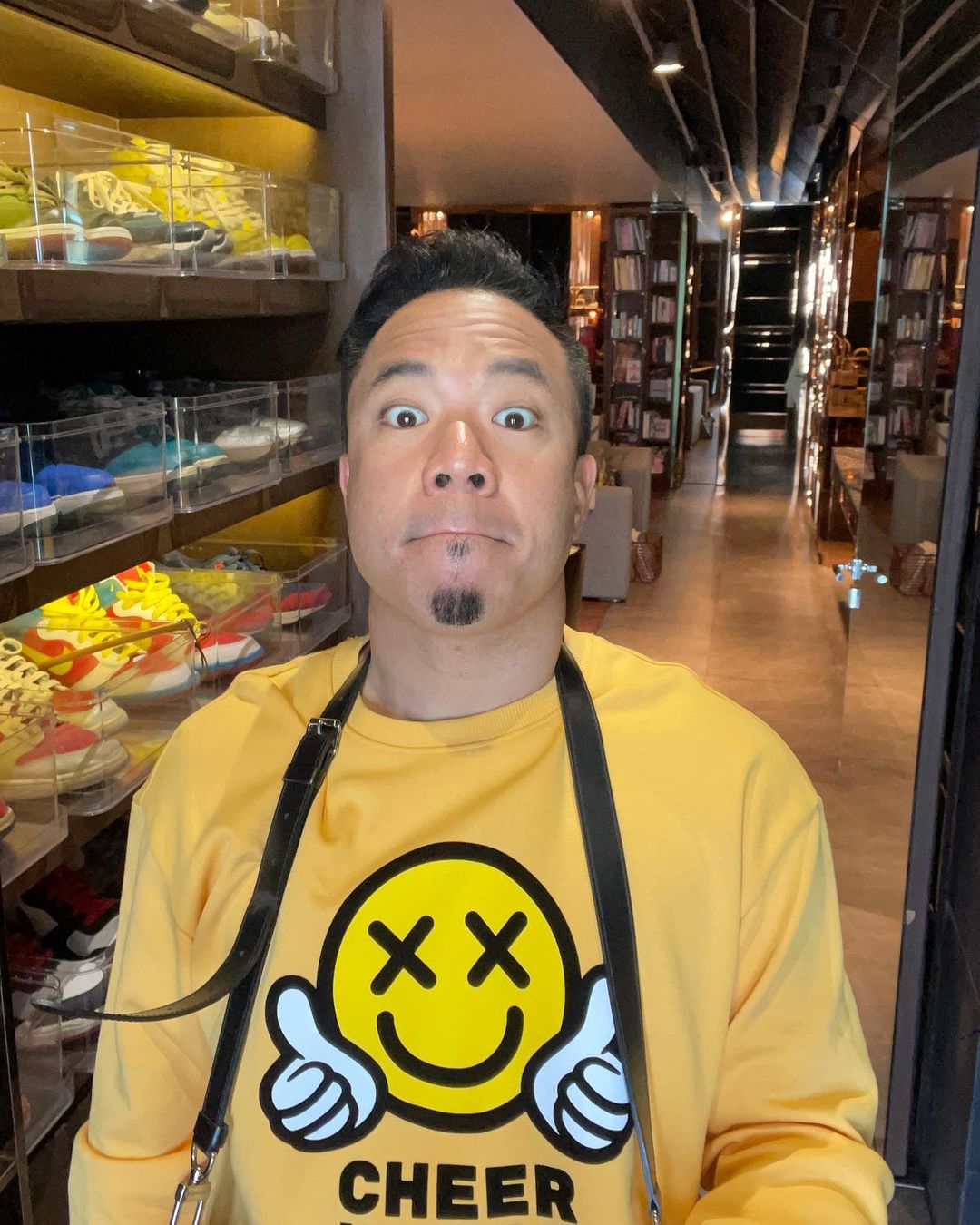 ดีเจภูมิ เข้าแจ้งความ! หลังถูกมิจฉาชีพส่งบัญชีปลอม ลวงเงินบริจาค ดีเจภูมิ เข้าแจ้งความ! หลังถูกมิจฉาชีพส่งบัญชีปลอม ลวงเงินบริจาค