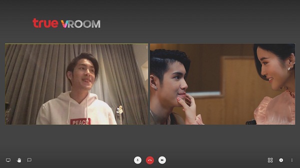 คุยสด! “เจ้านาย” ส่งเพลง“แปะหัวใจ” สุดเขินจิ้น จูเน่ (มีคลิป) คุยสด! “เจ้านาย” ส่งเพลง“แปะหัวใจ” สุดเขินจิ้น จูเน่ (มีคลิป)