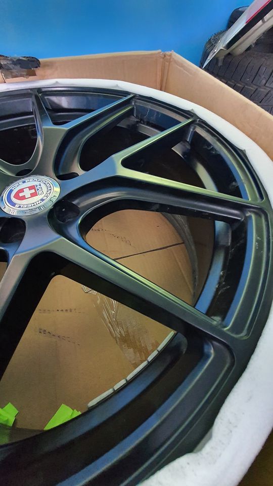 เกิดอะไรขึ้น? ศิต โมทีฟ ประกาศขายทุกอย่างแม้กระทั่งอุปกรณ์ทำมาหากิน! 