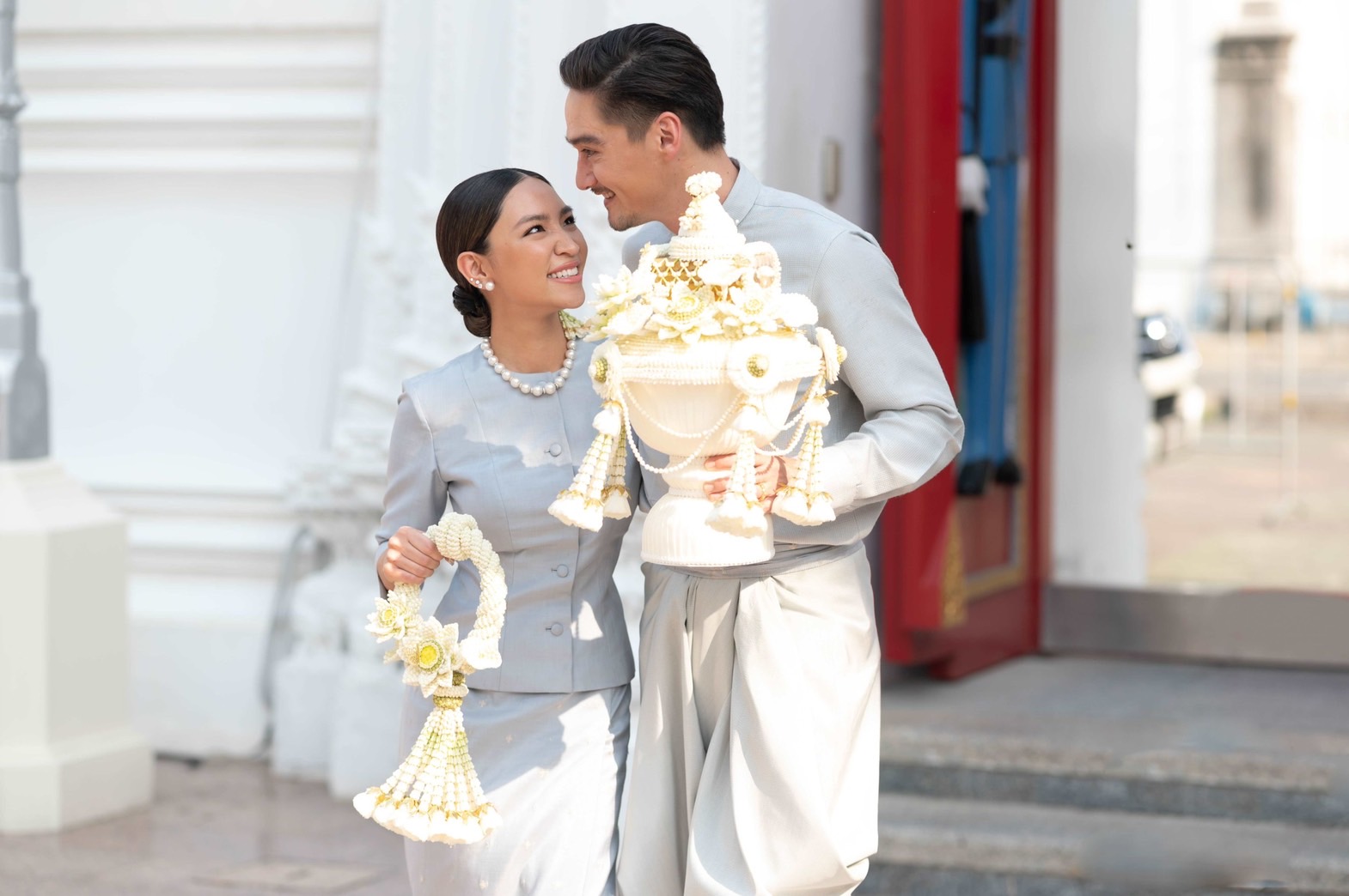 ประมวลภาพงานช่วงเช้า อนันดา-ณิชชา เข้าพิธีมงคลสมรสชื่นมื่น!