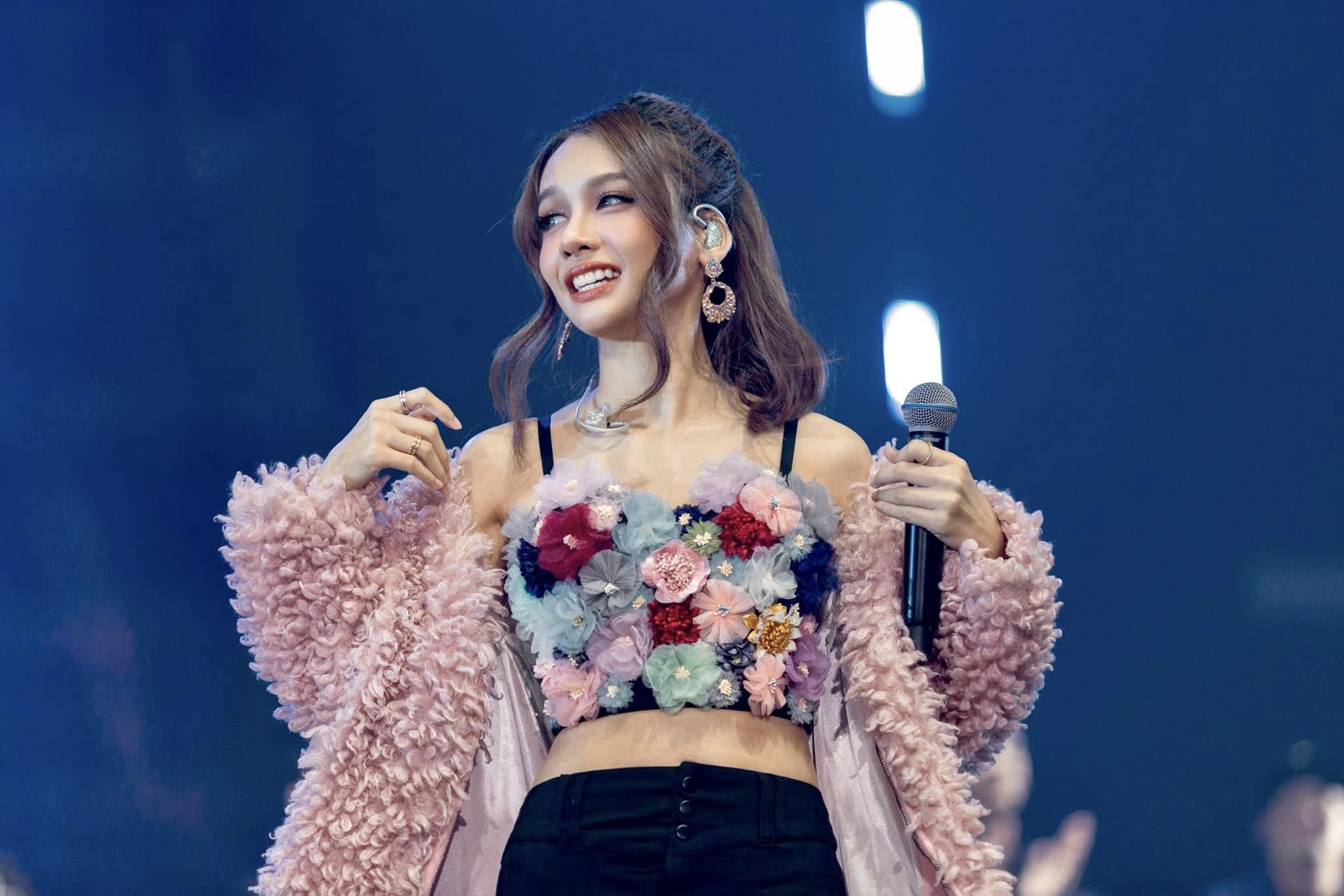 โบกี้ไลอ้อน ป่วยเส้นเสียงอักเสบอีกรอบ หมอสั่งพักใช้เสียง โบกี้ไลอ้อน ป่วยเส้นเสียงอักเสบอีกรอบ หมอสั่งพักใช้เสียง