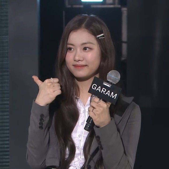 LE SSRAFIM เหลือสมาชิก 5 คนแล้ว หลังค่าย HYBE ยกเลิกสัญญากับ คิมการัม LE SSRAFIM เหลือสมาชิก 5 คนแล้ว หลังค่าย HYBE ยกเลิกสัญญากับ คิมการัม