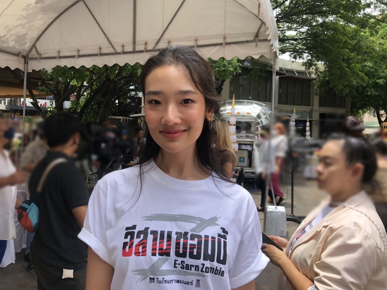 ออกแบบ ชุติมณฑน์  ยิ้มแก้มปริงานเริ่มกลับมาอีกครั้ง!!