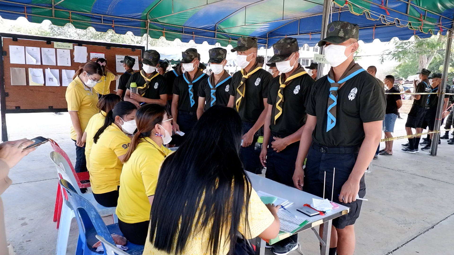 เลือกตั้ง 2566 กำแพงเพชร-ประจวบฯคึกคัก! ทหารตบเท้าใช้สิทธิเลือกตั้งล่วงหน้า