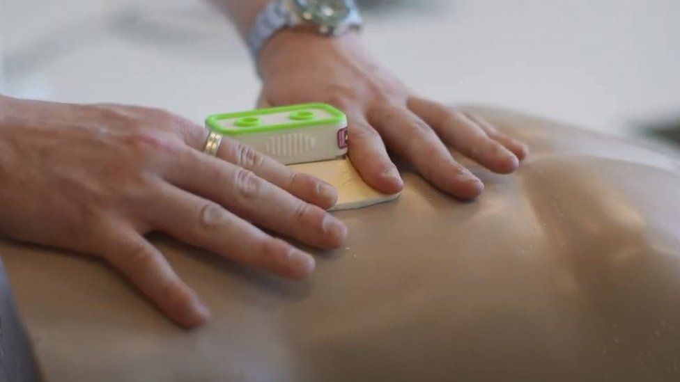 ‘REACT’ อุปกรณ์ห้ามเลือดจากแผลโดนแทง ห้ามได้ใน 30 วินาที! ‘REACT’ อุปกรณ์ห้ามเลือดจากแผลโดนแทง ห้ามได้ใน 30 วินาที!