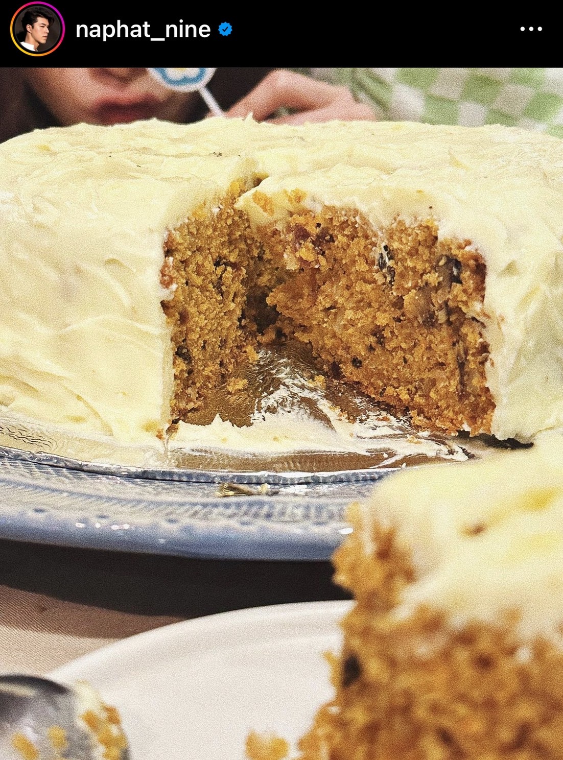 นาย อวดเค้กแครอทก้อนแรก จากหวานใจ ใบเฟิร์น 