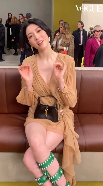 'เซียวจ้าน' 2 ลุค!! หล่อคูลดูคิวต์ใจเหลว บุก 2 แฟชั่นโชว์ในวันเดียวที่มิลาน 'เซียวจ้าน' 2 ลุค!! หล่อคูลดูคิวต์ใจเหลว บุก 2 แฟชั่นโชว์ในวันเดียวที่มิลาน