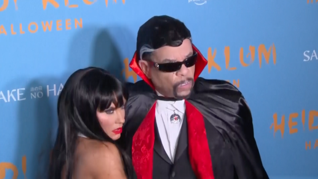 แห่แชร์ยกใหญ่!! ‘ไฮดี้ คลุม’ ลุคหนอนแอปเปิ้ลรับฮาโลวีน ‘อีลอน มัสก์’ ร่วมปาร์ตี้ แห่แชร์ยกใหญ่!! ‘ไฮดี้ คลุม’ ลุคหนอนแอปเปิ้ลรับฮาโลวีน ‘อีลอน มัสก์’ ร่วมปาร์ตี้