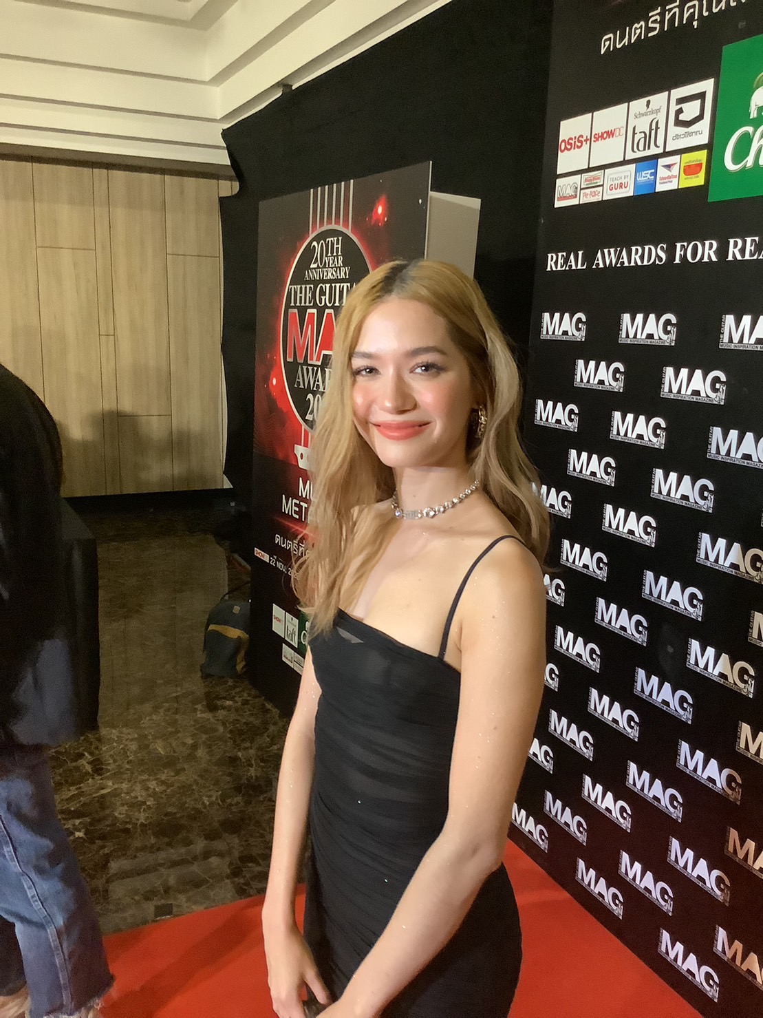 “วี วิโอเลต” ปิดปากเรื่องแหวนหาย เผยเรื่องแฟนเพลงทำช็อตฟิล “วี วิโอเลต” ปิดปากเรื่องแหวนหาย เผยเรื่องแฟนเพลงทำช็อตฟิล