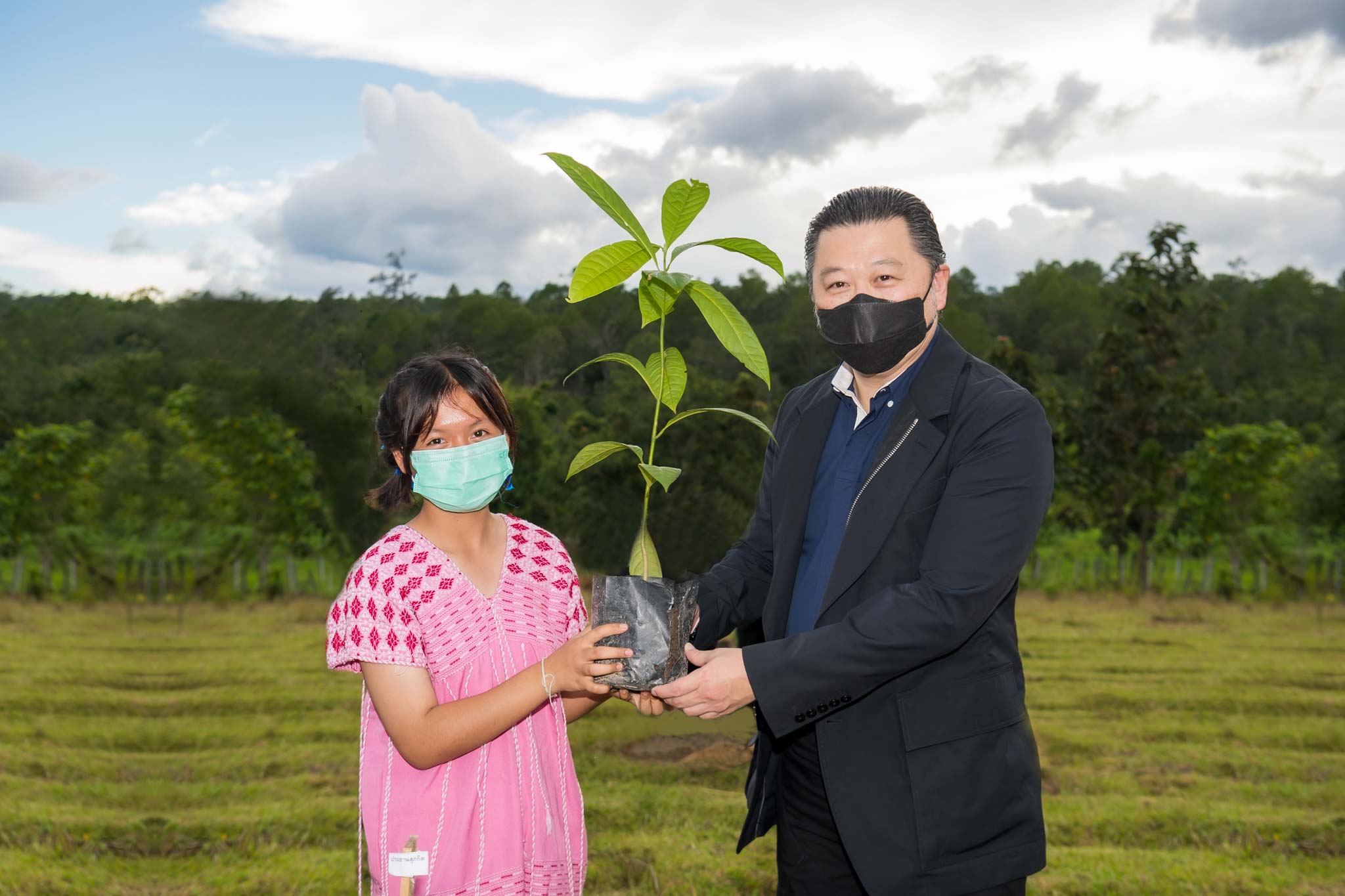 ประธานกรรมการเครือซีพี ลงพื้นที่ติดตามโครงการ “อมก๋อยโมเดล” จ.เชียงใหม่