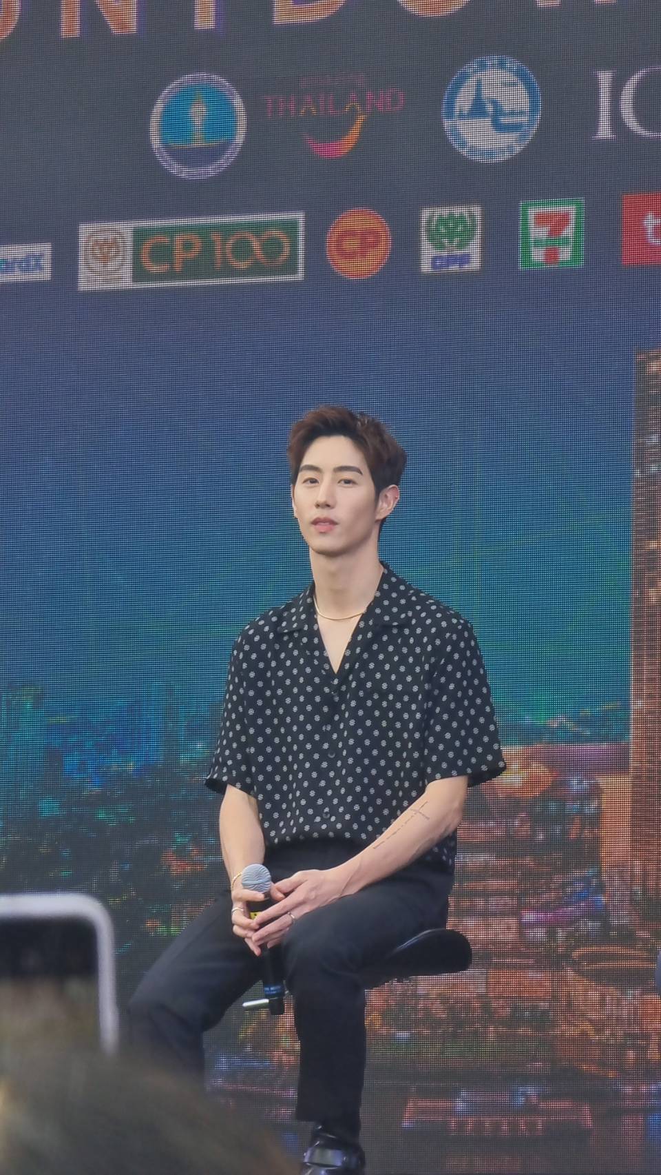 มาร์ค ต้วน ทำแฟนคลับสุดฟิน ส่งวิ้งค์ให้กับทุกคน มาร์ค ต้วน ทำแฟนคลับสุดฟิน ส่งวิ้งค์ให้กับทุกคน