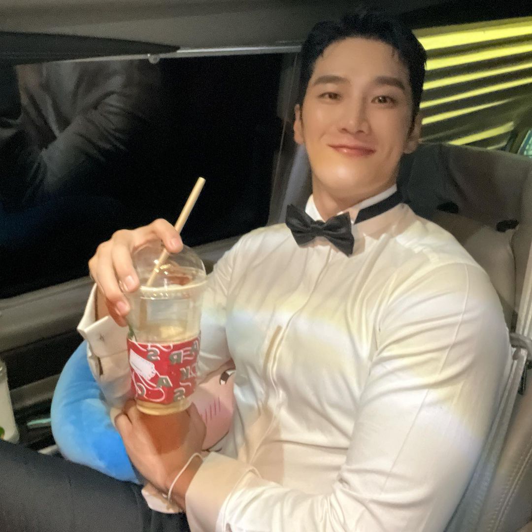 เปิดวาร์ป อันโบฮยอน จากนักมวยสู่ดาราดาวรุ่งหวานใจ จีซู BLACKPINK  