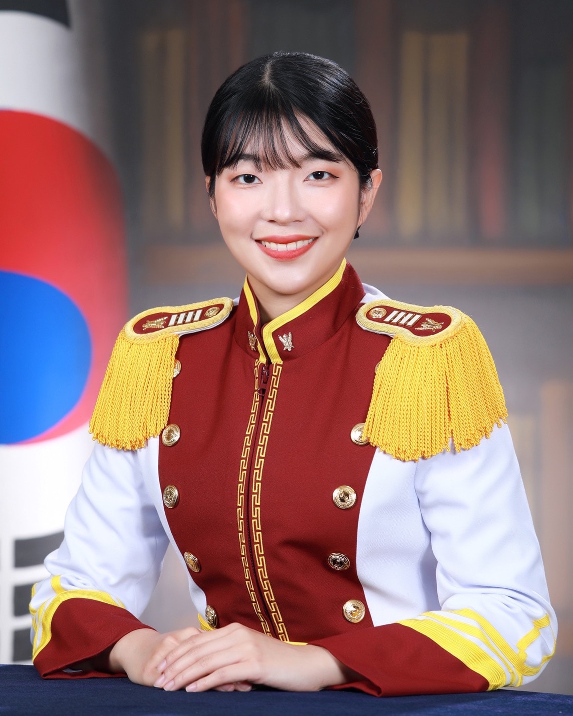 ยกนิ้ว!นร.ไทยคนแรกจบพยาบาลทหารเกาหลี-ปธน.ให้เกียรติติดยศลงรูป IG ส่วนตัว