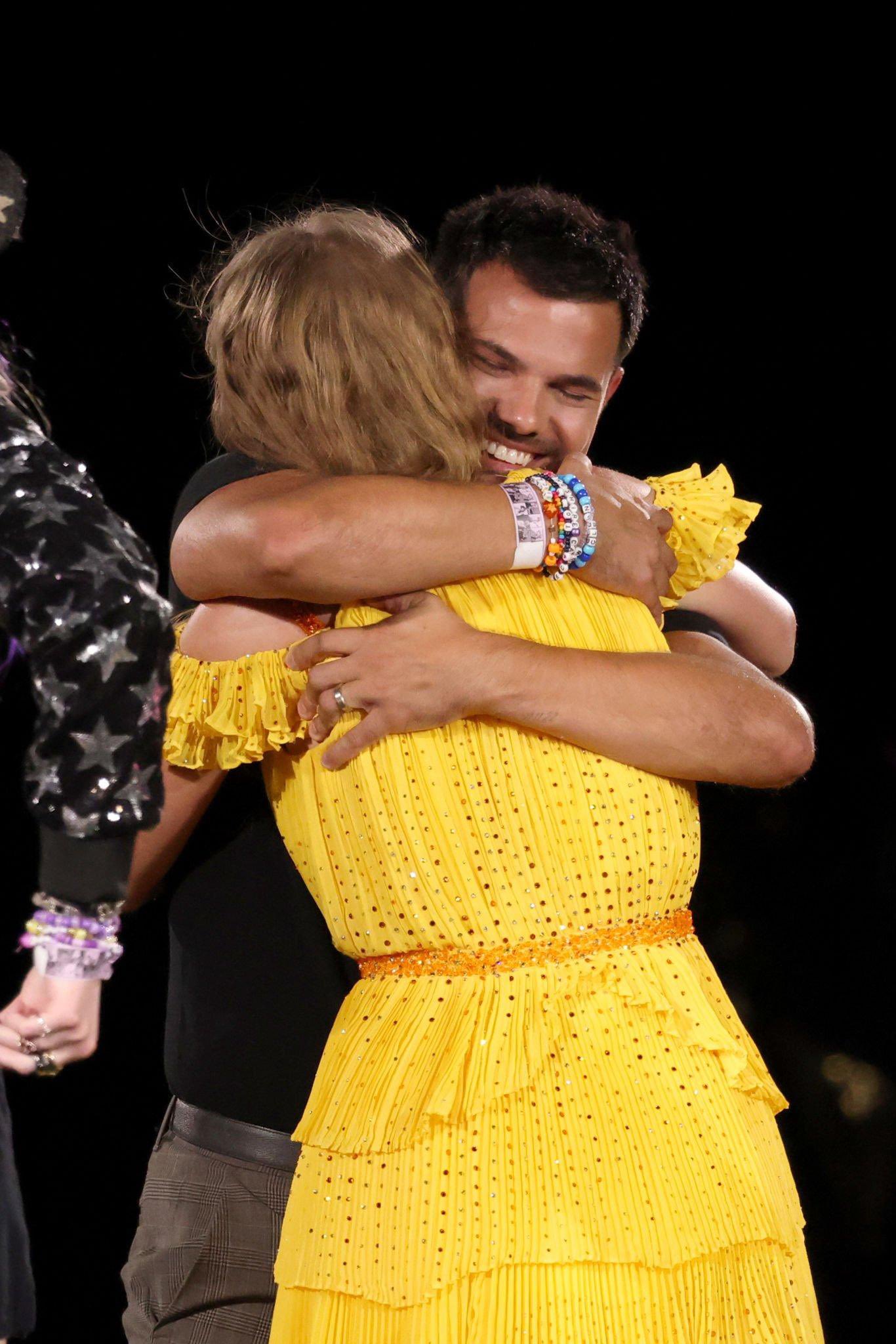 Taylor Swift” ชวน อดีตหวานใจ  “Taylor Lautner” แสดงมิวสิควิดีโอเพลงใหม่