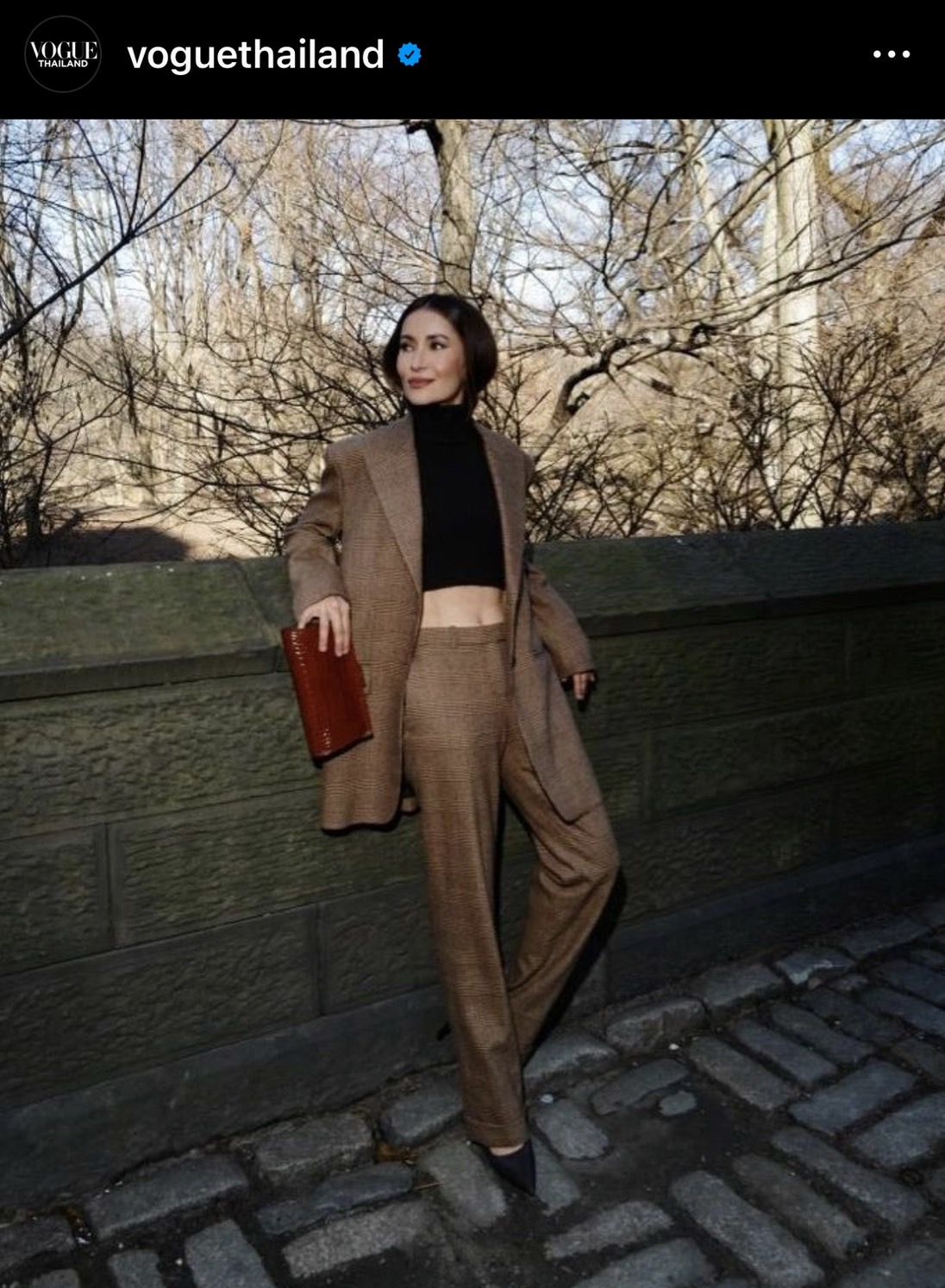 แอน ทองประสม ปังไม่หยุด!! ชมแฟชั่นโชว์กับ 2 คนดัง Katie Holmes และ Kate Hudson แอน ทองประสม ปังไม่หยุด!! ชมแฟชั่นโชว์กับ 2 คนดัง Katie Holmes และ Kate Hudson