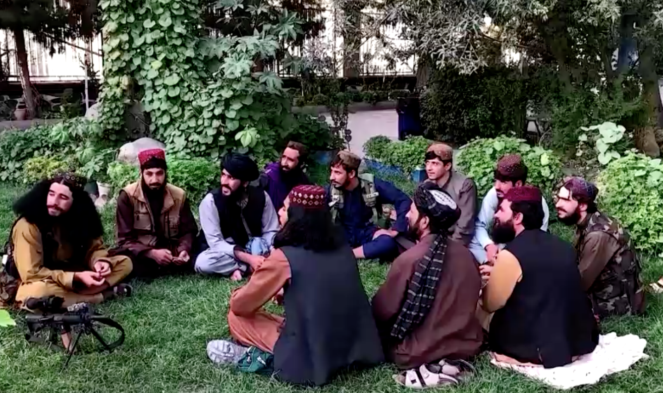 ตาลีบันเที่ยวสวนสนุกเสริมภาพลักษณ์ไม่โหดร้ายรุนแรง ตาลีบันเที่ยวสวนสนุกเสริมภาพลักษณ์ไม่โหดร้ายรุนแรง