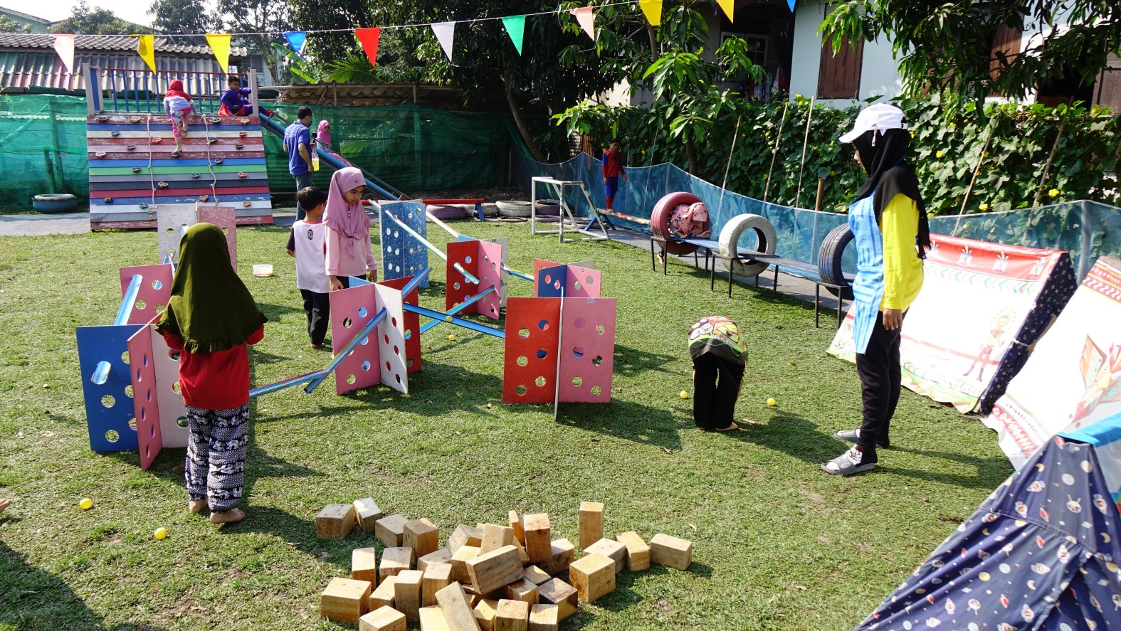 “Play Day วันเล่นสนุก” มหัศจรรย์แห่งการเล่นในเด็กปฐมวัย “Play Day วันเล่นสนุก” มหัศจรรย์แห่งการเล่นในเด็กปฐมวัย