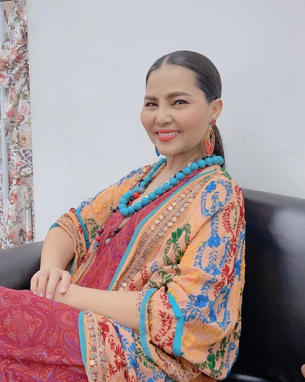 ติดโควิดจริง!! สุนารี ราชสีมา เข้ารักษาตัวที่โรงพยาบาลเรียบร้อยแล้ว ติดโควิดจริง!! สุนารี ราชสีมา เข้ารักษาตัวที่โรงพยาบาลเรียบร้อยแล้ว