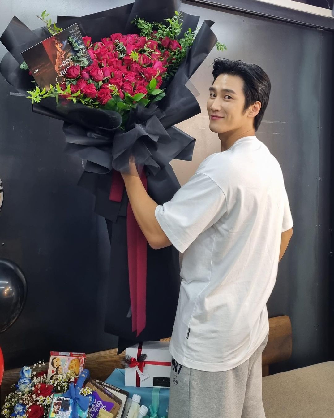 เปิดวาร์ป อันโบฮยอน จากนักมวยสู่ดาราดาวรุ่งหวานใจ จีซู BLACKPINK  