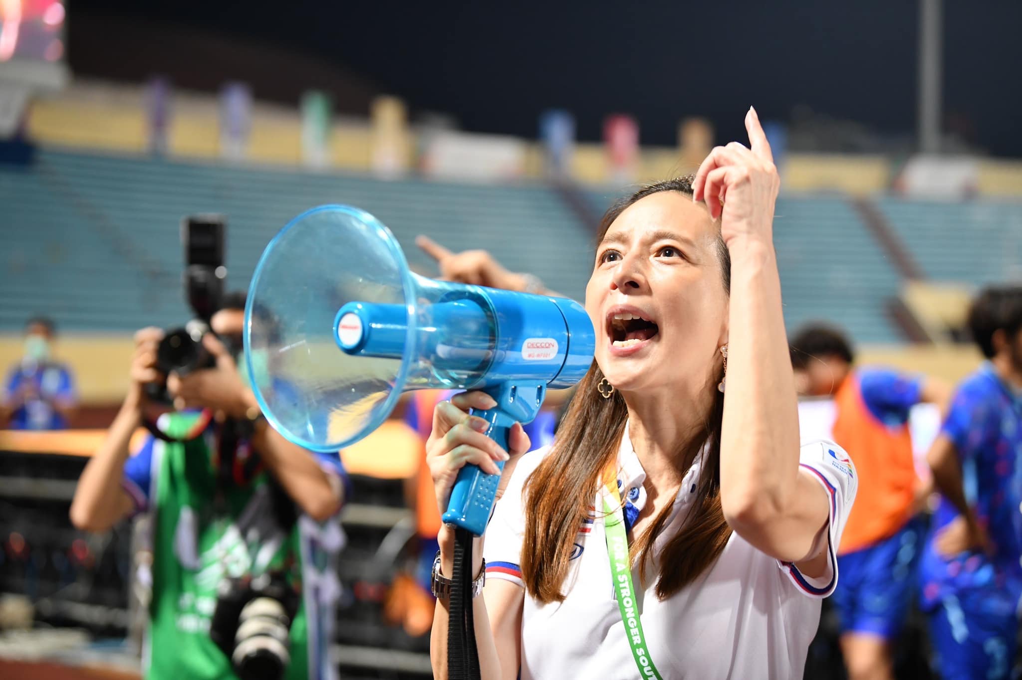 มอบอัดฉีด 1 ล้าน!! มาดามแป้ง-มะนาว เฮ ช้างศึกเข้ารอบชิงชนะเลิศ ซีเกมส์ 2021