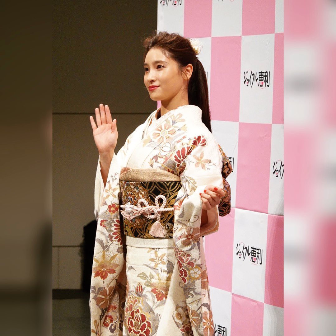 “เรียวตะ คาตาโยเสะ” และ “ทาโอะ สึจิยะ” ประกาศแต่งงานพร้อมมีเบบี๋!! “เรียวตะ คาตาโยเสะ” และ “ทาโอะ สึจิยะ” ประกาศแต่งงานพร้อมมีเบบี๋!!