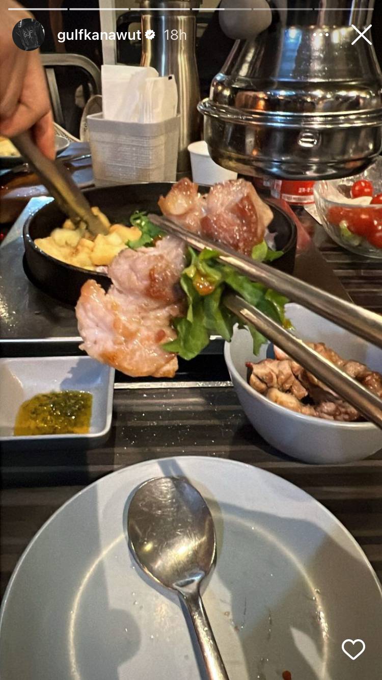 พร้อมลุย!! ‘กลัฟ คณาวุฒิ’ หม่ำหมูย่างเกาหลีเติมพลัง ก่อนชมแฟชั่นโชว์ GUCCI ที่กรุงโซล 16 พ.ค.นี้