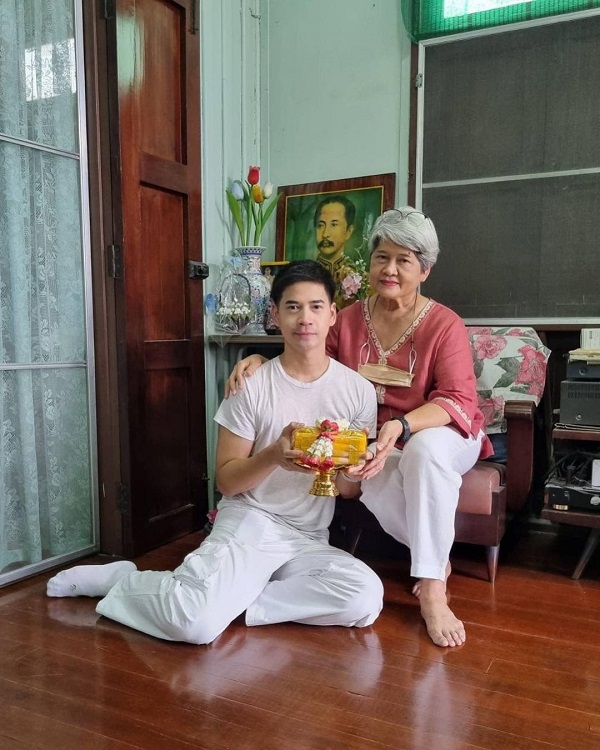 “ฟรอยด์ ณัฏฐพงษ์” เข้าพิธีอุปสมบท (มีคลิป) “ฟรอยด์ ณัฏฐพงษ์” เข้าพิธีอุปสมบท (มีคลิป)