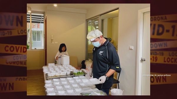 คนบันเทิงรวมใจกันช่วยวิกฤตโควิด-19 พร้อมส่งกำลังใจให้ทีมแพทย์ (มีคลิป) คนบันเทิงรวมใจกันช่วยวิกฤตโควิด-19 พร้อมส่งกำลังใจให้ทีมแพทย์ (มีคลิป)