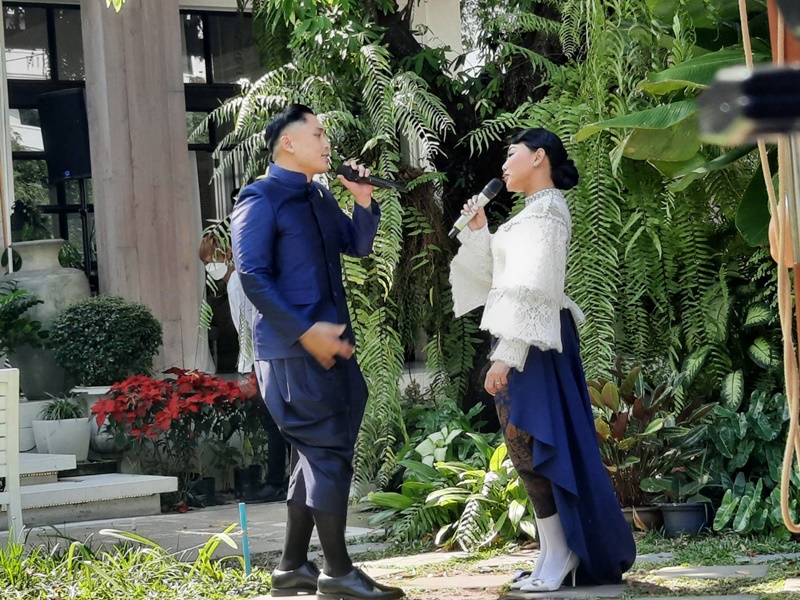 ดา เอ็นโดรฟิน - เดนนิส เข้าพิธีหมั้นสุดอบอุ่น แพลนมีลูกเลย!!