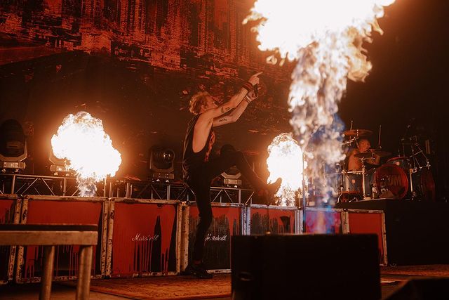 แฟนเพลงสุดช็อก!! 'Sum 41' ประกาศยุบวง จ่อปิดตำนาน 27 ปี หลังปล่อยอัลบั้มสุดท้าย แฟนเพลงสุดช็อก!! 'Sum 41' ประกาศยุบวง จ่อปิดตำนาน 27 ปี หลังปล่อยอัลบั้มสุดท้าย