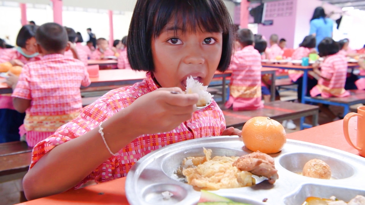 ซีพีเอฟ หนุน “โครงการเลี้ยงไก่ไข่เพื่ออาหารกลางวันนักเรียน” ก้าวสู่ปีที่ 35 ซีพีเอฟ หนุน “โครงการเลี้ยงไก่ไข่เพื่ออาหารกลางวันนักเรียน” ก้าวสู่ปีที่ 35