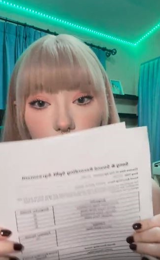 ยืนยันลิขสิทธิ์!! พลอยชมพู เผยหลักฐานการเป็นเจ้าของเพลง