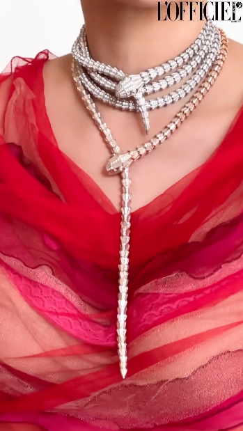 เปิดลุควันส่งท้าย!! ‘ชมพู่ อารยา’ บนพรมแดงคานส์ แซ่บแรงทั้งราคาและอิมเมจ 