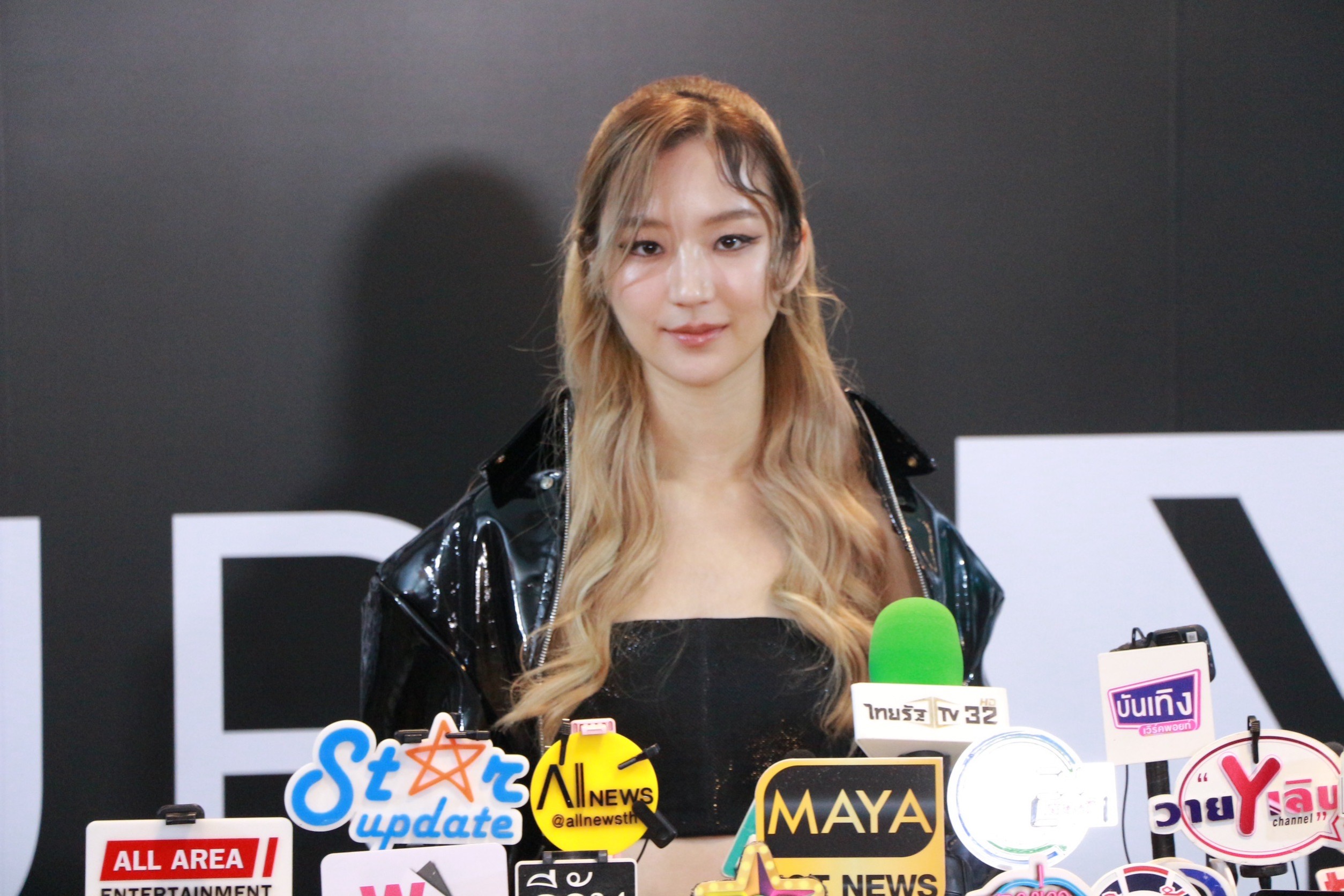 ต้าเหนิง โต้! คลั่งผอม หลังถูกโฟกัสเรื่องหุ่น เผยเราแฮปปี้กับตัวเองตลอด... ต้าเหนิง โต้! คลั่งผอม หลังถูกโฟกัสเรื่องหุ่น เผยเราแฮปปี้กับตัวเองตลอด...