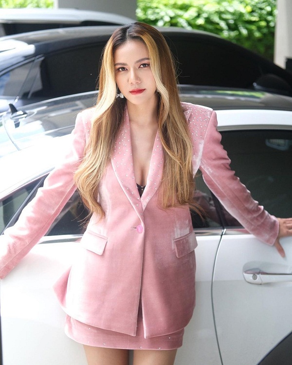 จ๊ะ นงผณี เคลียร์ประเด็นโดนหาว่าเป็นคนหยิ่ง (มีคลิป)