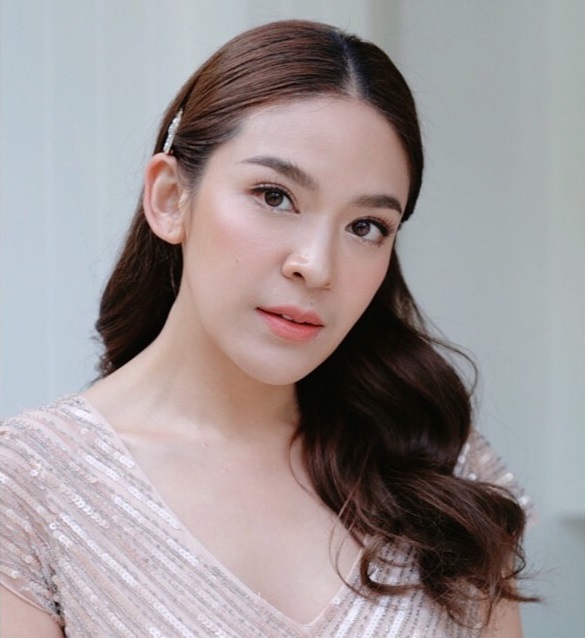 น้ำหวาน พิมรา ทำขนมขายเป็นรายได้เสริมในวันที่ไร้งานช่วงโควิด (มีคลิป) น้ำหวาน พิมรา ทำขนมขายเป็นรายได้เสริมในวันที่ไร้งานช่วงโควิด (มีคลิป)