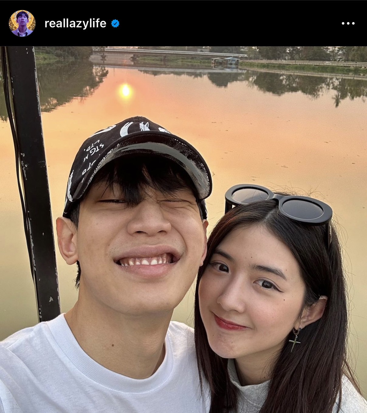 ท็อป Lazyloxy ปลอบใจสาว เบียร์ หลังถูกบูลลี่ เผยเขาน่ารักที่สุดสำหรับผม ท็อป Lazyloxy ปลอบใจสาว เบียร์ หลังถูกบูลลี่ เผยเขาน่ารักที่สุดสำหรับผม