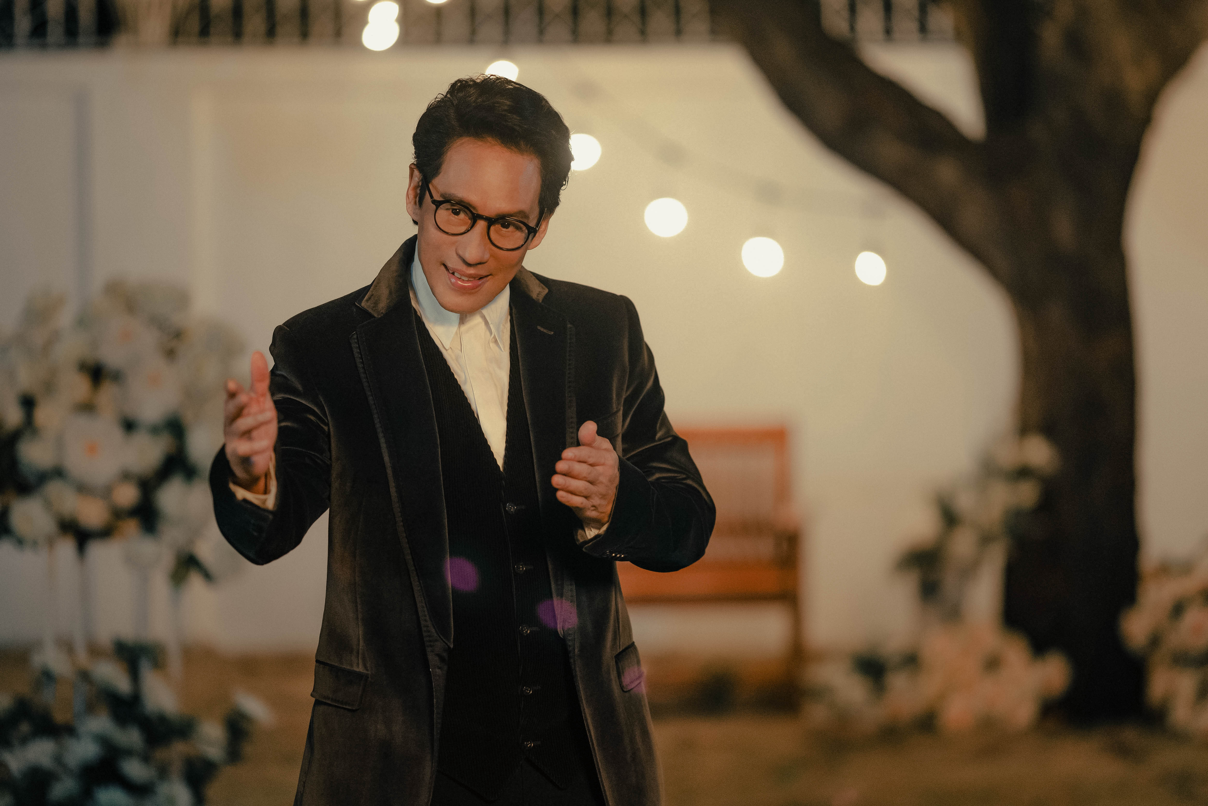 2 ซุปตาร์เมืองไทย “เบิร์ด ธงไชย” ควงคู่ “อั้ม-พัชราภา” ทดลองเข้าหอครั้งแรก! 2 ซุปตาร์เมืองไทย “เบิร์ด ธงไชย” ควงคู่ “อั้ม-พัชราภา” ทดลองเข้าหอครั้งแรก!