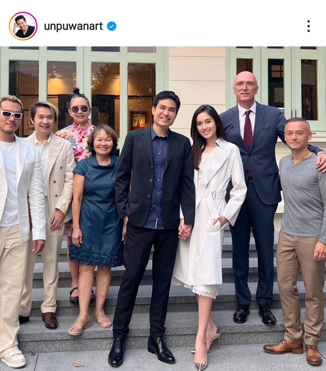 “ปอย ตรีชฎา” หมั้นแฟนหนุ่ม “โอ๊ค บรรลุ” แล้ว ด้วยแหวนสุดรักของอาม่า “ปอย ตรีชฎา” หมั้นแฟนหนุ่ม “โอ๊ค บรรลุ” แล้ว ด้วยแหวนสุดรักของอาม่า