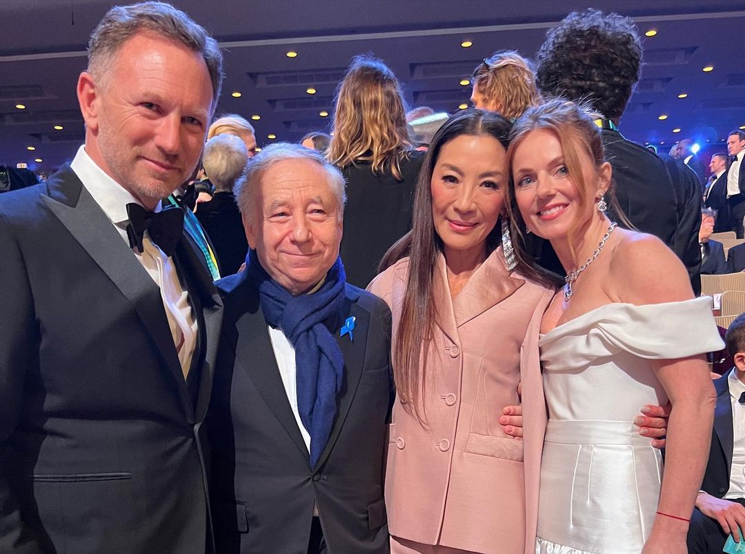 หมั้นมา 19 ปี!! ‘มิเชล โหย่ว’ วัย 60 ปี สละโสดกับเจ้าบ่าวชาวฝรั่งเศส ที่สวิตเซอร์แลนด์