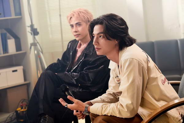 กลัฟ คณาวุฒิ จับมือศิลปินเวียดนามชื่อดัง Quang Hùng MasterD ส่งโปรเจคพิเศษ! แค่เรา