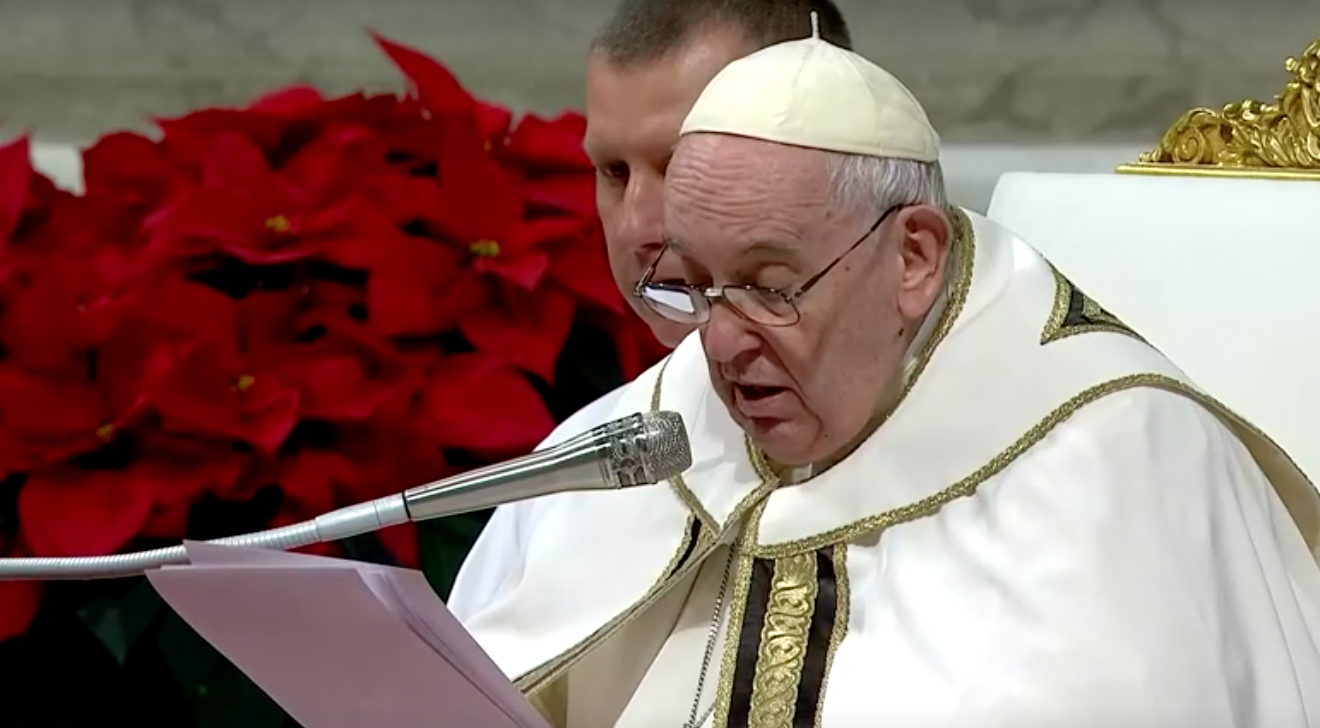 วันคริสต์มาสอีฟ เปิดภาพสีสันทั่วโลกเฉลิมฉลองสุดอบอุ่น 