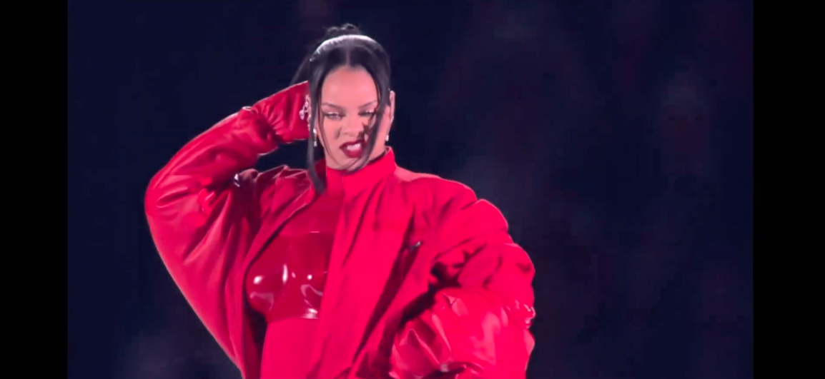 รวมมีม 'ริฮานน่า'!! ประมวลช็อตฟีลไวรัลฮิตจากโชว์พักครึ่ง Super Bowl รวมมีม 'ริฮานน่า'!! ประมวลช็อตฟีลไวรัลฮิตจากโชว์พักครึ่ง Super Bowl