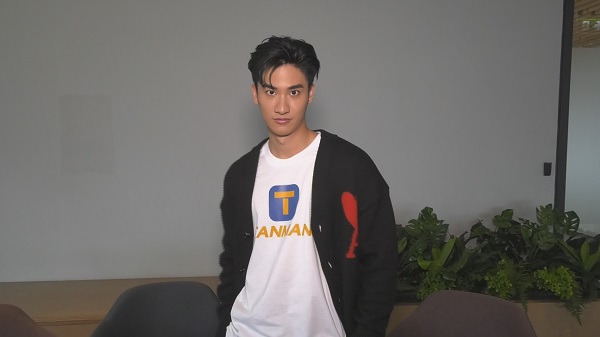 “เต ตะวัน” เล่าโมเมนต์กระทบไหล่  “แมดส์ มิคเคลเซน”   (มีคลิป)