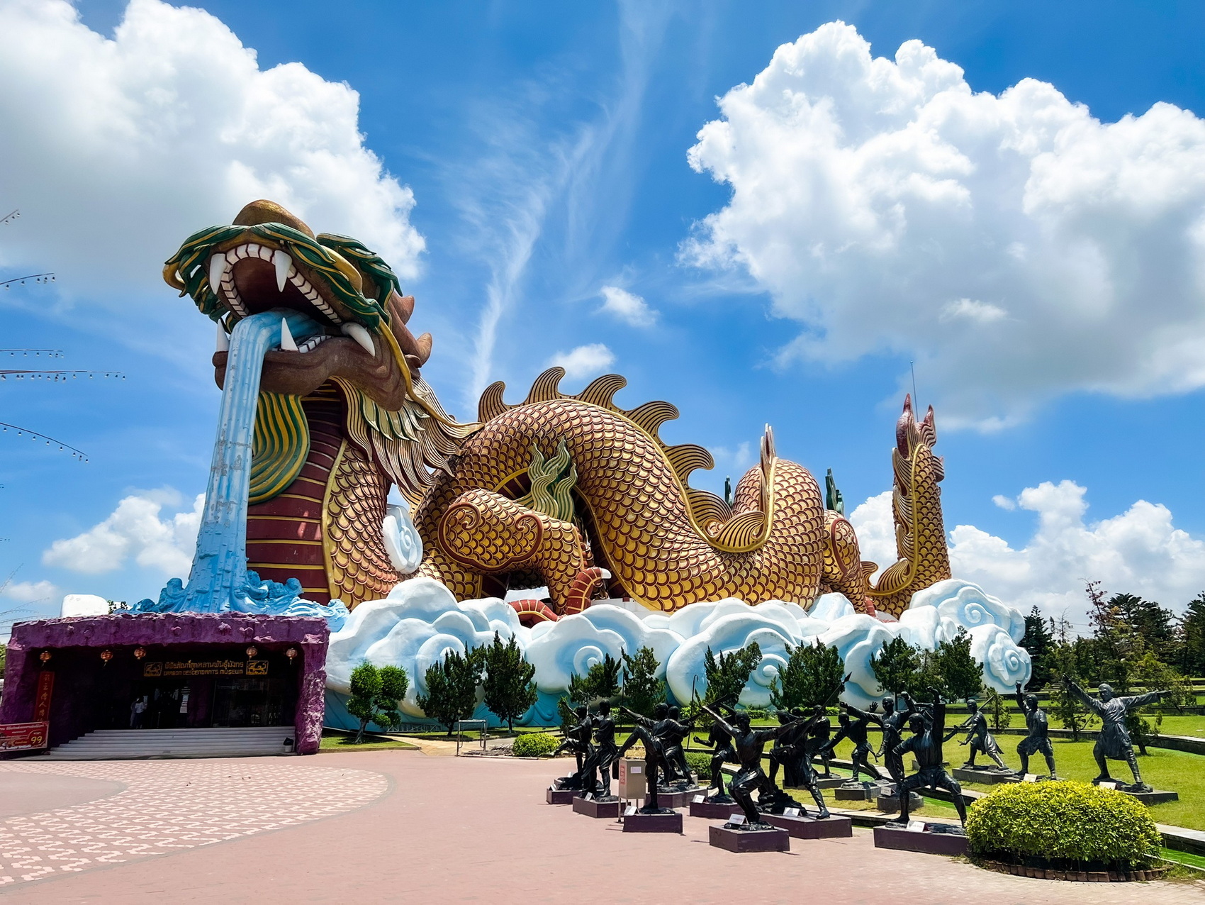 เปิดโลกเรียนรู้เมตาเวิร์สเมืองสุพรรณ ยกระดับการท่องเที่ยวเชิงสร้างสรรค์ เปิดโลกเรียนรู้เมตาเวิร์สเมืองสุพรรณ ยกระดับการท่องเที่ยวเชิงสร้างสรรค์