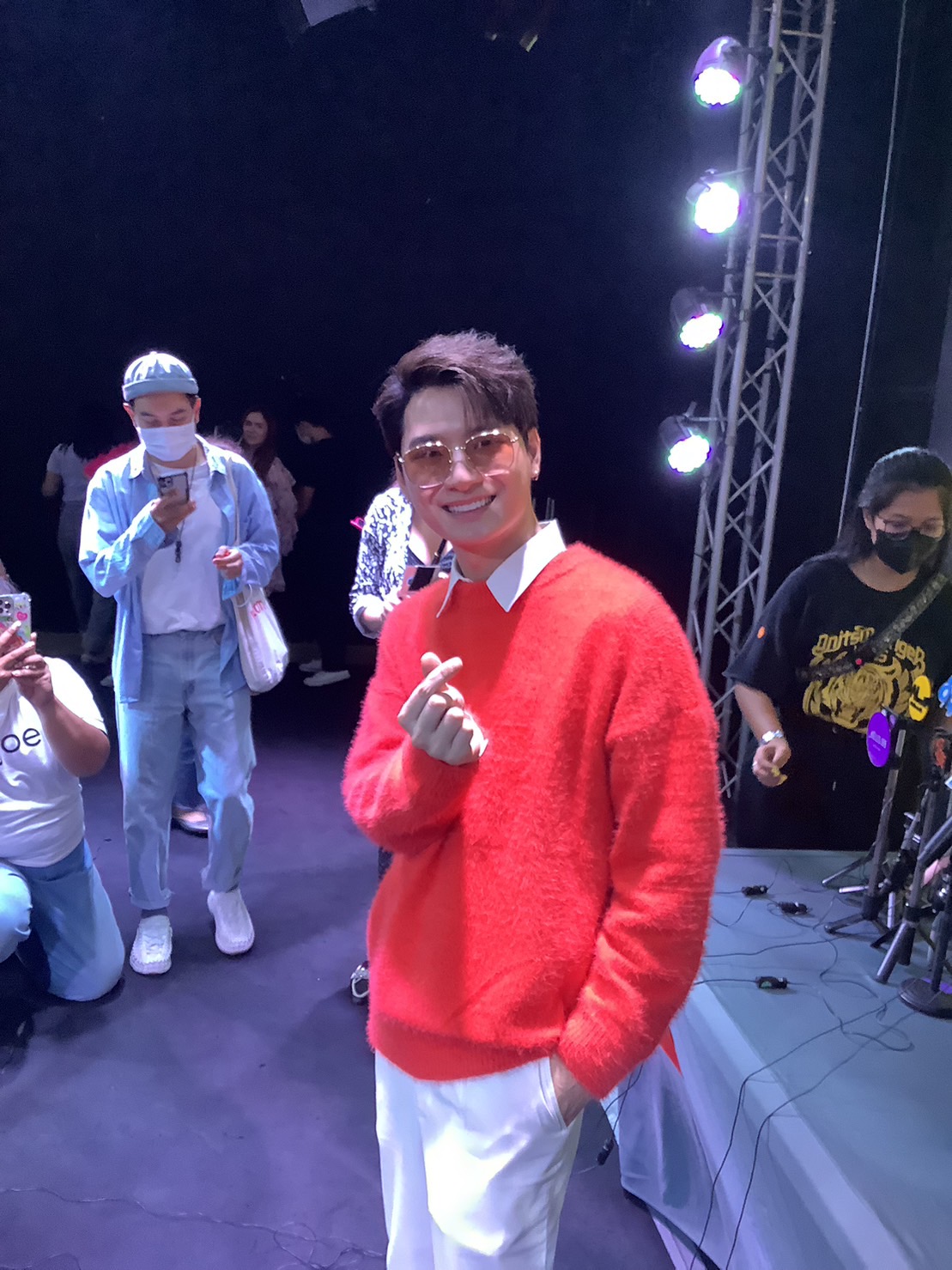 คริส พีรวัส อัปเดตโรคตาแห้ง ต้องรักษาตลอดชีวิต เผยสาเหตุยุติเส้นทางคู่จิ้น สิงโต