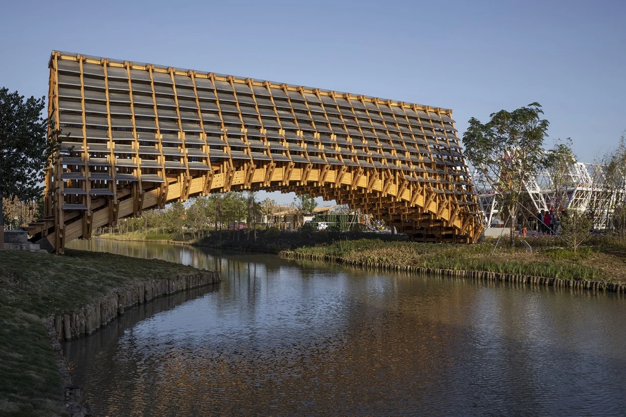 จีนสร้าง สะพานไม้ ผสานการท่องเที่ยวเชิงอนุรักษ์