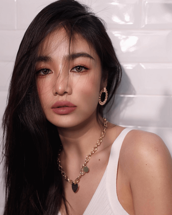 โนสนโนแคร์! แม่ชอบโชว์ กระแต ตอกกลับชาวเน็ตแซะเล่น MV เปลืองตัว  